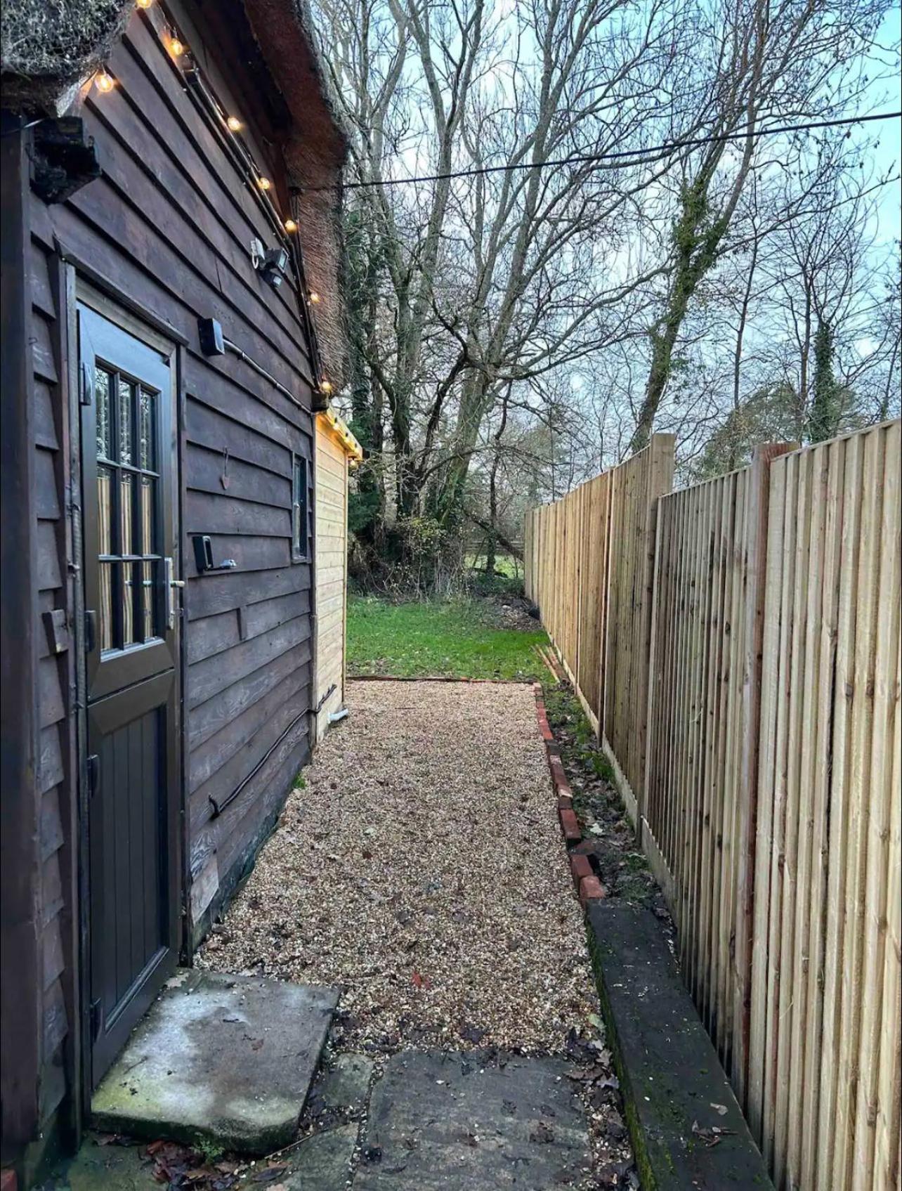 Cozy Cottage With Hot Tub! Cadnam エクステリア 写真